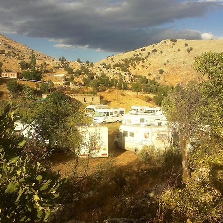 Karadut  Nemrut Kervansaray Hotel מראה חיצוני תמונה